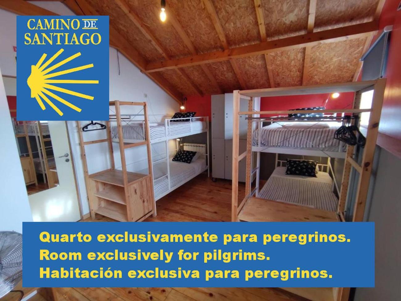 Sardines And Friends Hostel 04 ポボア・デ・バルジン 部屋 写真
